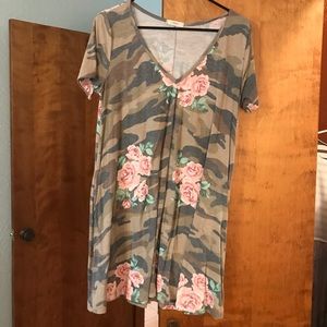Camo top with floral